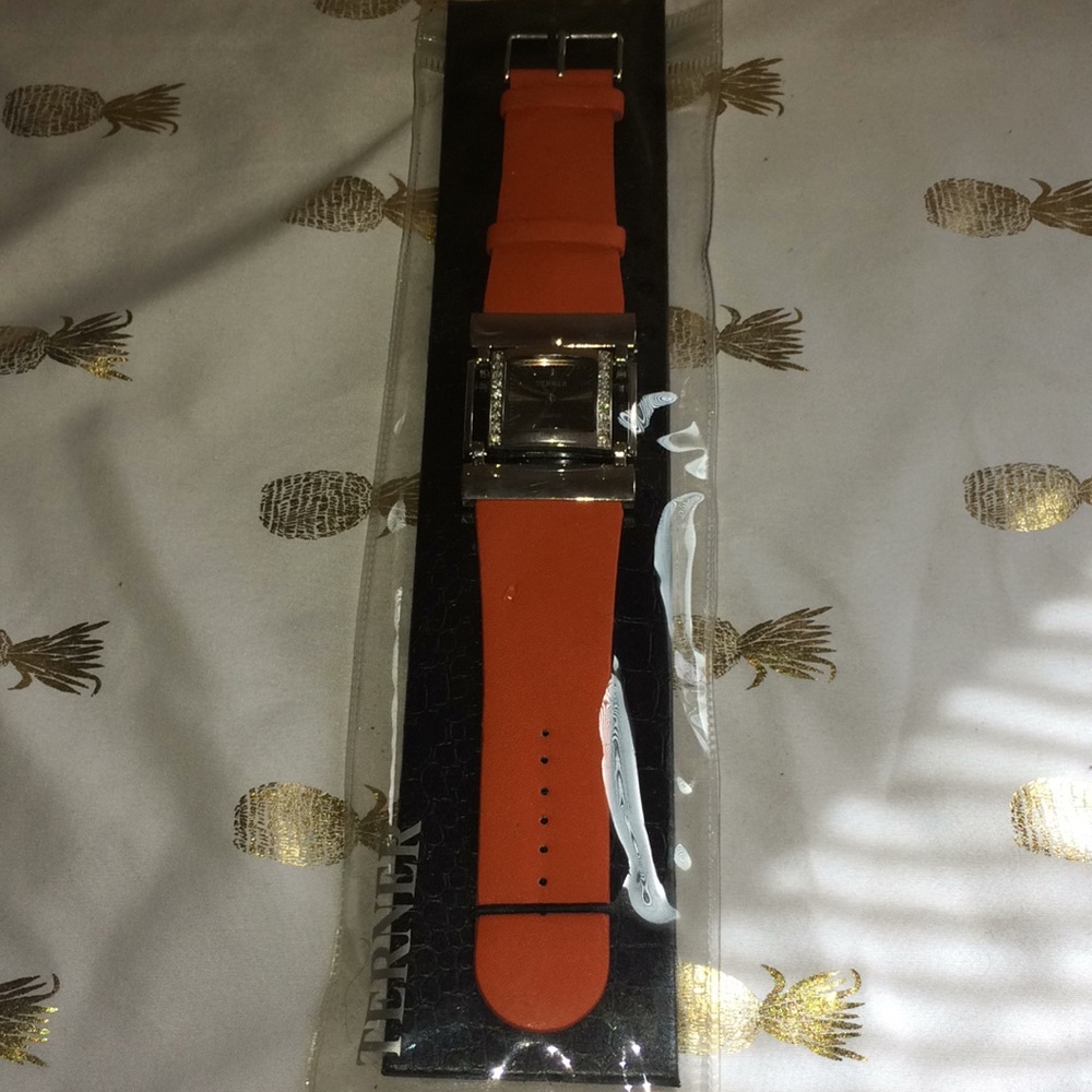 Terner watch NWT